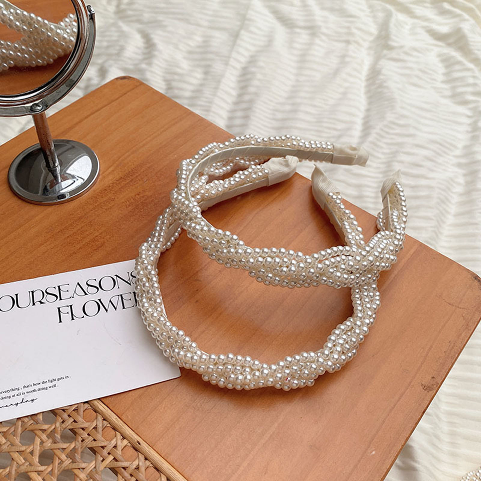 عصابة رأس أنيقة من اللؤلؤ للنس - مراجعة Wedding Supply Store وسعره